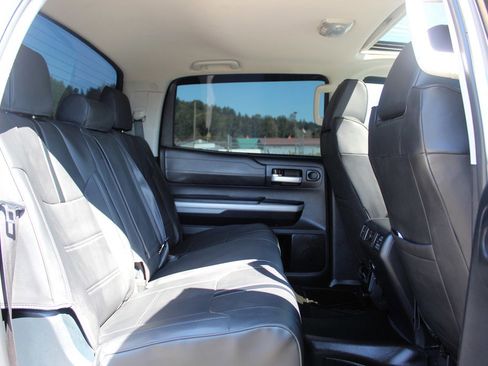 Used 2018 Toyota Tundra Limited image 20