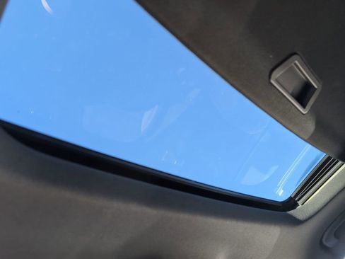 New 2026 Chevrolet Trax RS w/ Sunroof Package FWD image 18