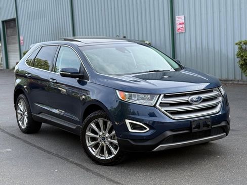 Used 2017 Ford Edge Titanium w/ Equipment Group 302A AWD/4WD image 2