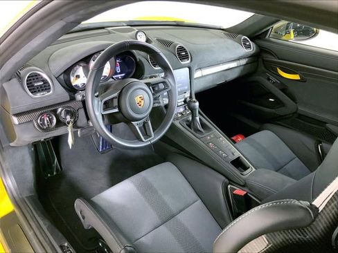 Certified 2024 Porsche 718 Cayman GT4 RS RWD image 4