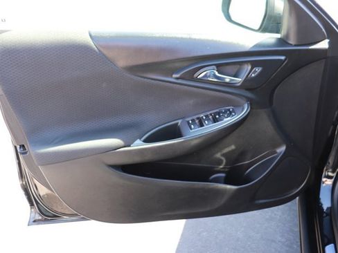 Used 2022 Chevrolet Malibu LS FWD image 8