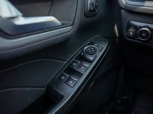 Used 2023 Ford Escape Platinum AWD/4WD image 15