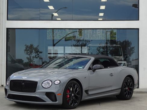 Used 2023 Bentley Continental GT V8 AWD/4WD image 2