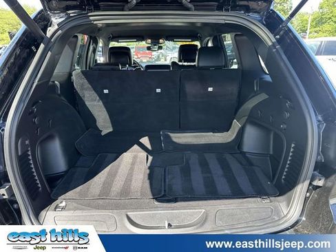 Used 2022 Jeep Grand Cherokee Laredo X AWD/4WD image 21