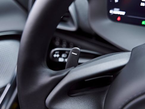 Used 2026 McLaren Artura RWD image 69