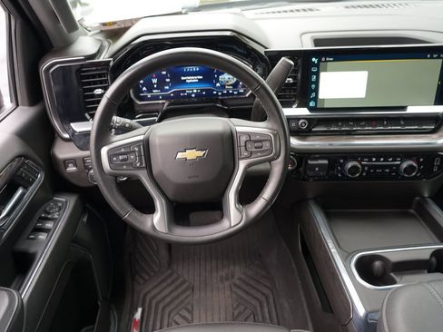 Certified 2024 Chevrolet Silverado 2500 LTZ w/ LTZ Convenience Package AWD/4WD image 21