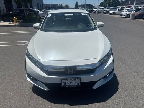 Used 2019 Honda Clarity Plug-In Hybrid image 3