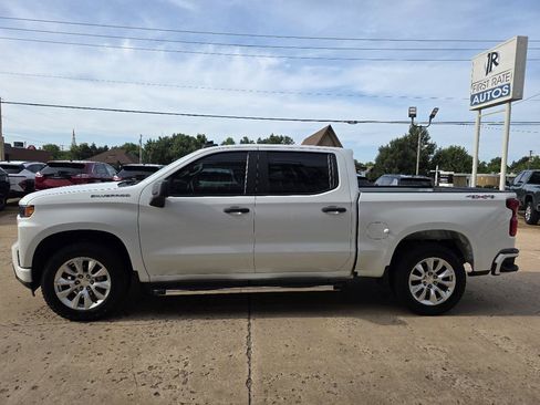 Used 2022 Chevrolet Silverado 1500 Custom AWD/4WD image 4