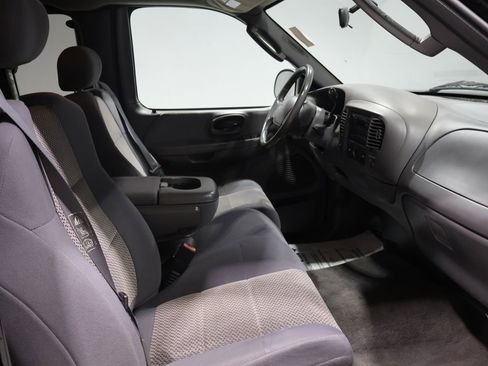 Used 2004 Ford F150 XLT image 18