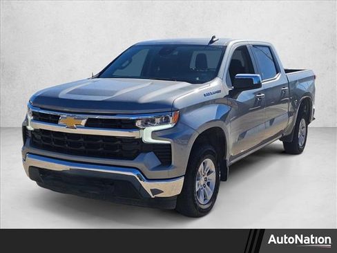 Used 2025 Chevrolet Silverado 1500 LT image 1