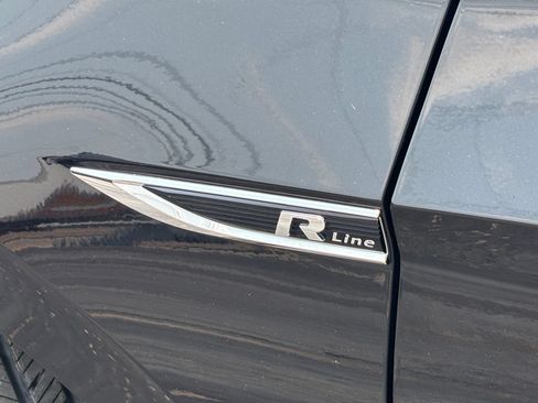 Used 2021 Volkswagen Jetta R-Line FWD image 11