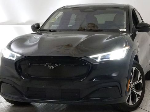 New 2023 Ford Mustang Mach-E Premium image 8