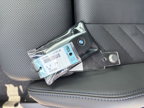 Used 2025 BMW X3 xDrive30i w/ Premium Package image 38