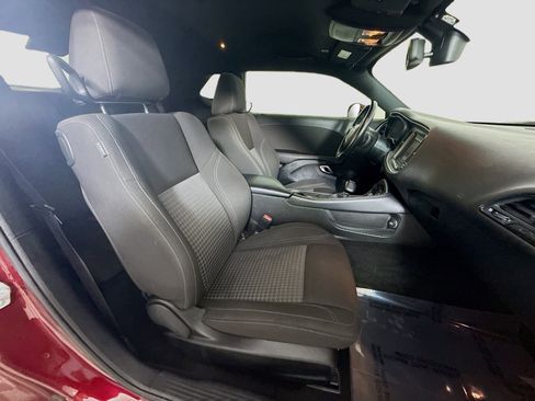 Used 2022 Dodge Challenger SXT w/ Blacktop Package image 27