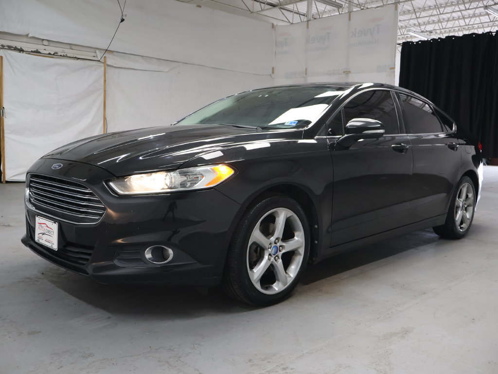 Used 2013 Ford Fusion SE FWD image 3