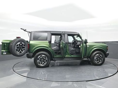 New 2025 Ford Bronco Outer Banks image 30