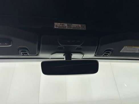 Used 2023 Jeep Wrangler Unlimited Sahara w/ Cold Weather Group image 24