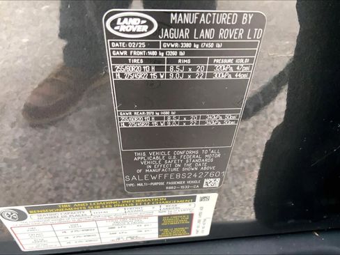 Used 2025 Land Rover Defender 130 V8 image 30