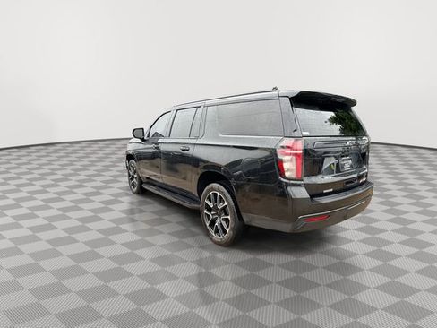 Used 2023 Chevrolet Suburban RST AWD/4WD image 6