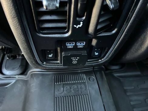 Used 2019 Jeep Grand Cherokee Trailhawk w/ Trailhawk Luxury Group AWD/4WD image 23
