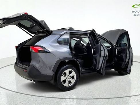 Used 2023 Toyota RAV4 XLE w/ Convenience Package FWD image 19