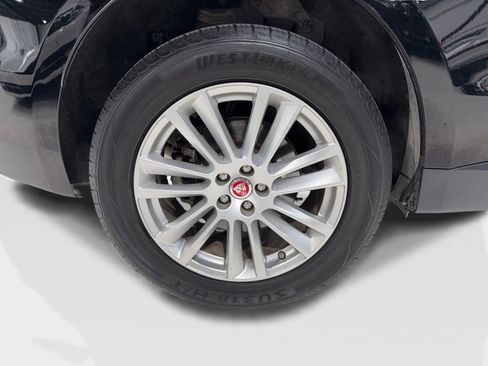 Used 2020 Jaguar F-PACE Prestige image 47