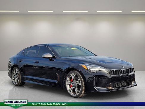 Used 2021 Kia Stinger GT image 1
