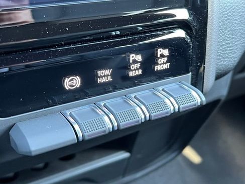 Used 2025 RAM 2500 Big Horn image 36