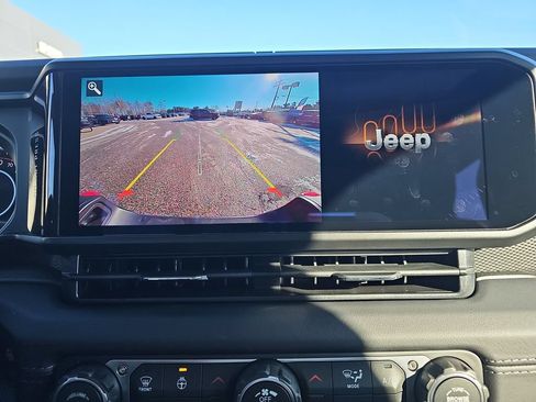 New 2026 Jeep Gladiator Rubicon w/ Safety Group AWD/4WD image 22