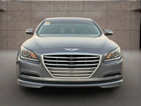 Used 2016 Hyundai Genesis 3.8 image 4