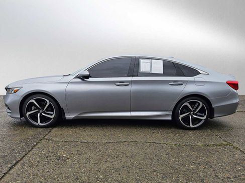 Used 2019 Honda Accord Sport image 6
