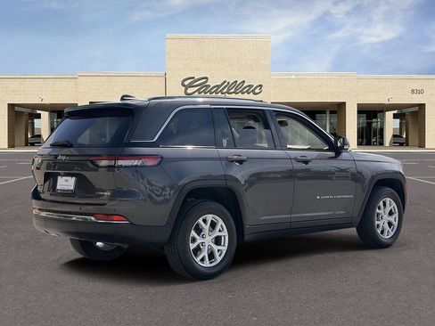 Used 2023 Jeep Grand Cherokee Limited AWD/4WD image 5