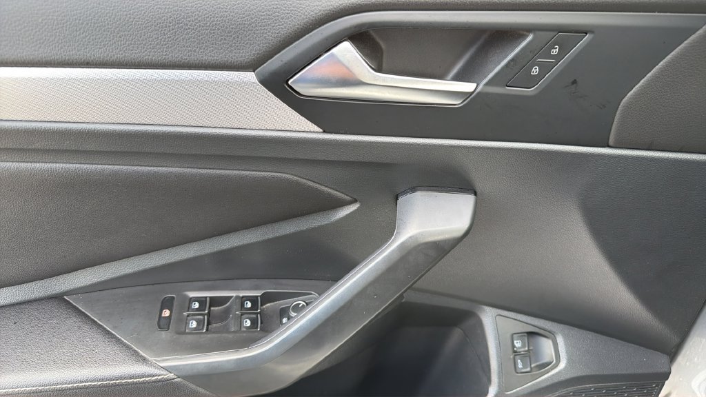 Used 2023 Volkswagen Jetta Sport FWD image 23