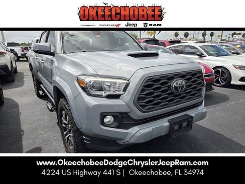 Used 2020 Toyota Tacoma TRD Sport w/ TRD Premium Sport Package image 1