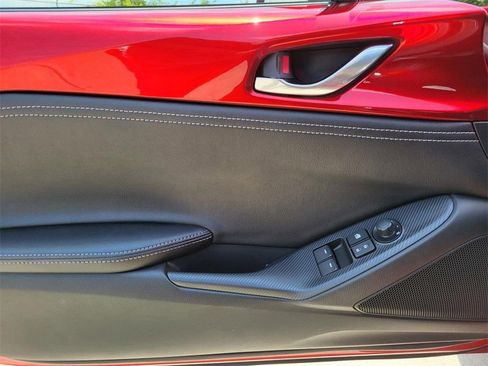 New 2025 MAZDA MX-5 Miata RF Grand Touring image 16