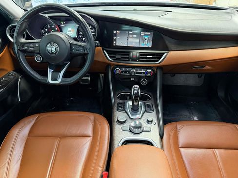 Used 2020 Alfa Romeo Giulia Ti w/ Nero Edizione RWD image 29