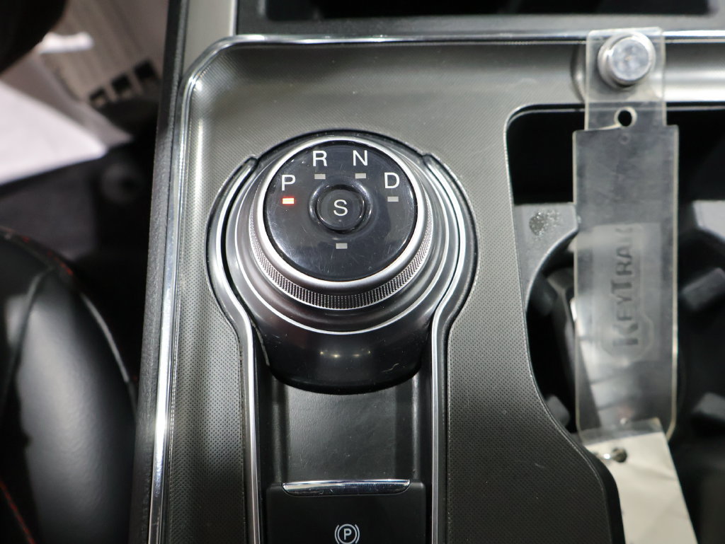 Used 2024 Ford Edge ST-Line AWD/4WD image 31