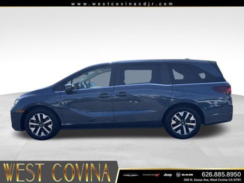 Used 2025 Honda Odyssey EX-L image 6