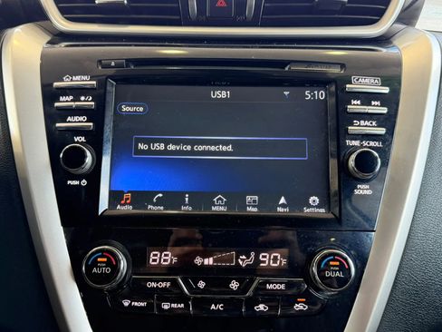 Used 2015 Nissan Murano Platinum FWD image 16