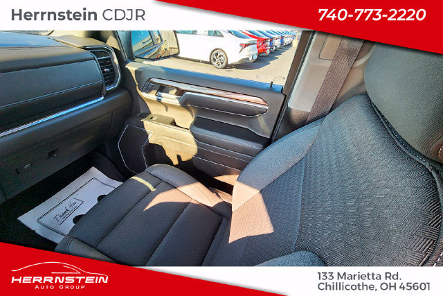 Used 2023 Chevrolet Silverado 1500 RST w/ Rally Edition AWD/4WD image 11