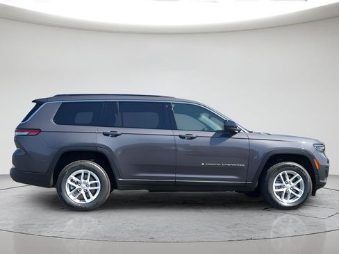 New 2025 Jeep Grand Cherokee L Laredo w/ Luxury Tech Group I AWD/4WD image 2