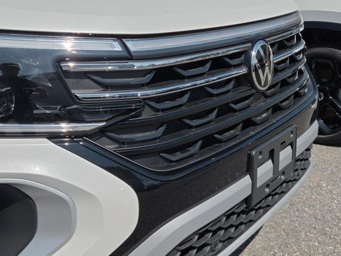 New 2026 Volkswagen Atlas Peak Edition AWD/4WD image 5