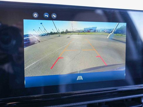 Certified 2024 Honda Prologue EX image 23