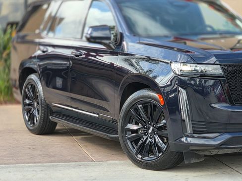 Used 2021 Cadillac Escalade Sport Platinum image 4