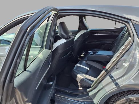 Used 2025 Toyota Camry SE FWD image 25