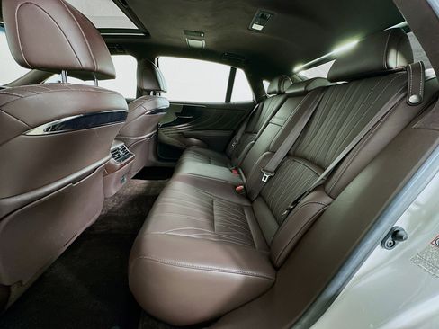 Used 2020 Lexus LS 500 image 29