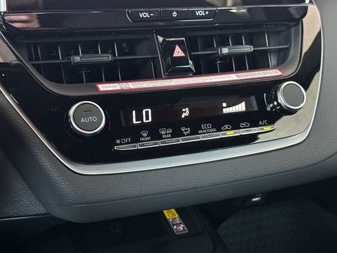 New 2026 Toyota Corolla SE FWD image 21
