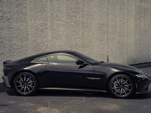 Used 2020 Aston Martin V8 Vantage Coupe RWD image 7
