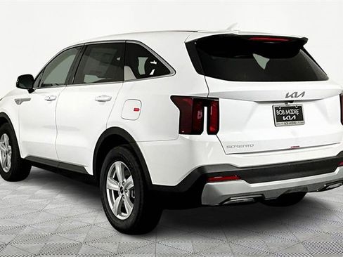 New 2026 Kia Sorento LX image 4