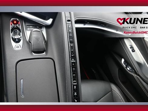 Used 2020 Chevrolet Corvette Stingray Preferred Conv w/ 2LT Preferred Equipment Group RWD image 33
